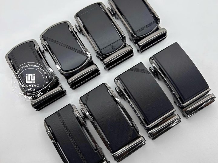Các mẫu mặt khóa thắt lưng tự động tông đen được Vinatag đăng làm ảnh tham khảo